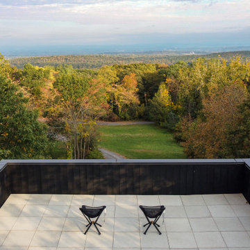 Hudson Lookout - deck view