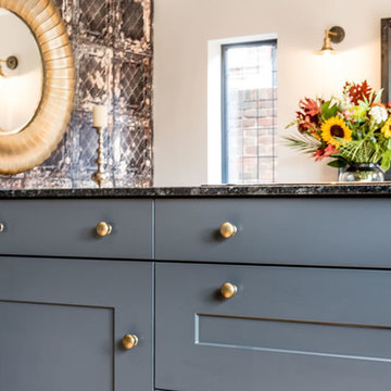 Fitzroy graphite Kitchen with 1909 skirting plinth