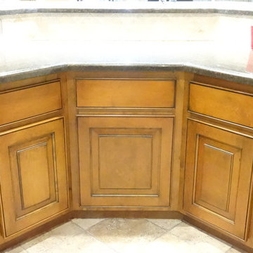 maxwell reface and wine rack