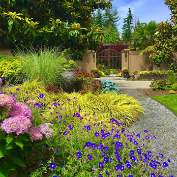 Medina Midcentury Modern Elegance