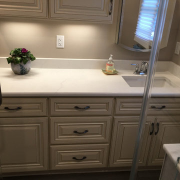 Combination Bathroom, Laundry & Utility Room