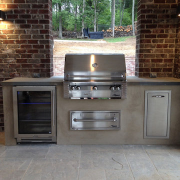 Outdoor Kitchen and Living