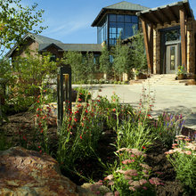 Greenhills Entry