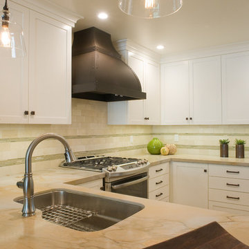 Transitional/Contemporary Kitchen