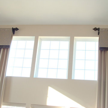 2 Story Panels