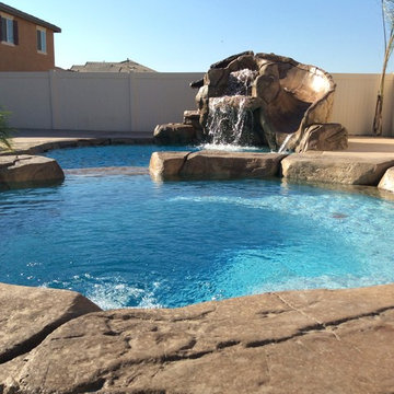 Custom Swimming Pools