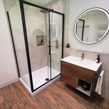 Rustic tranquil bathroom