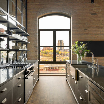 Whitney Loft - Riverfront Condo Downtown Minneapolis