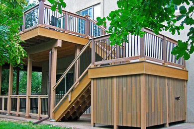 Balcony - mid-sized traditional balcony idea in Denver with no cover