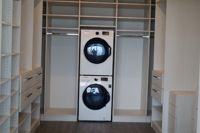 Laundry room photo in Vancouver