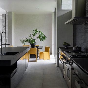 M RESIDENCE