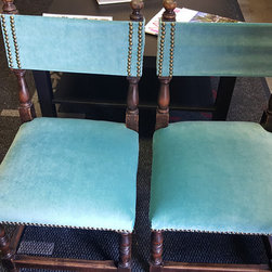 Upholstery - Armchairs And Accent Chairs