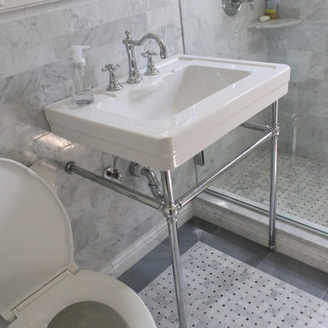 Port Washington Classic Carrara Bathroom