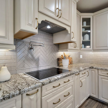 Traditional Kitchen Addition (Mayor)