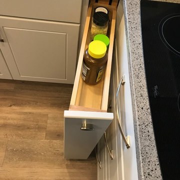 Kitchens & Kitchen Cabinets