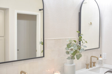 Example of a bathroom design in Phoenix