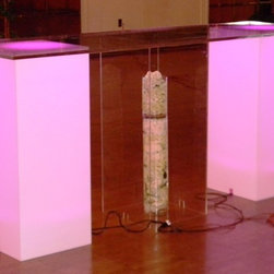 Lucite bar with floating top - Products
