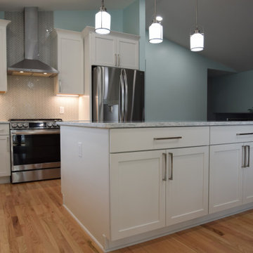 Spacious Kitchen with Ample Storage