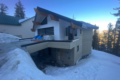 Exterior home idea in Other