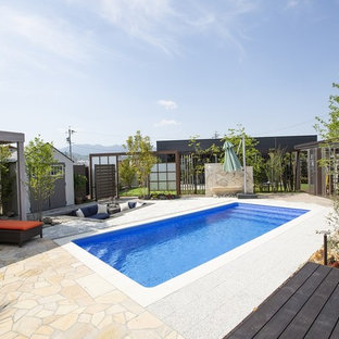 他の地域のモダンスタイルのおしゃれなプールの写真