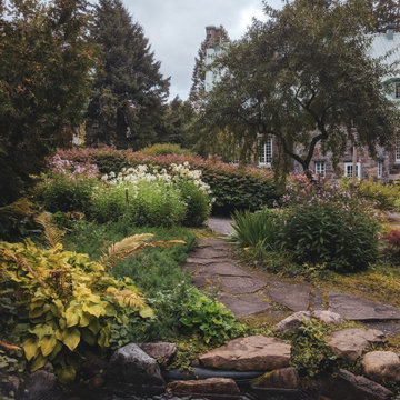 Custom Outdoor Spaces