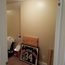 Pinecrest Upstairs Closet