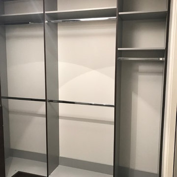 Walk-In Closets