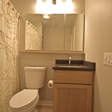 Two Bathrooms Maximizing Minimal Space