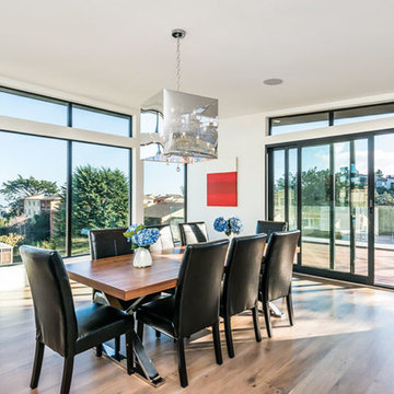 Contemporary Family Home With Guest House
