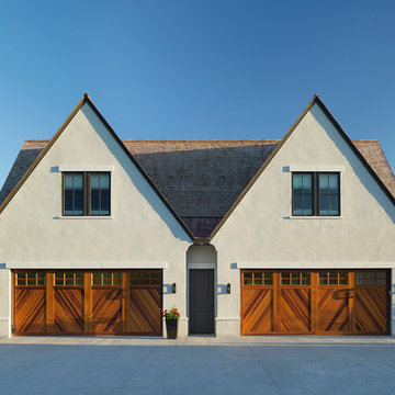 Modern English Tudor