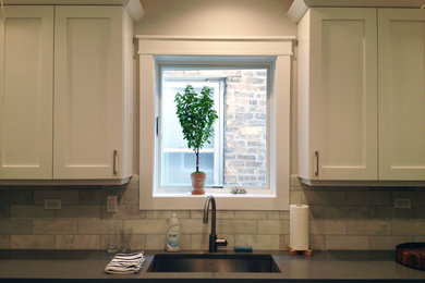 Example of a classic kitchen design in Chicago