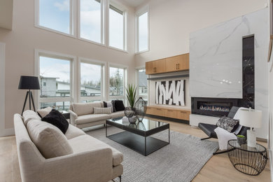 Living room photo in Vancouver