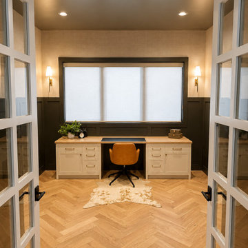 Built-In Desk & File Drawers - Home Office - Bend, OR