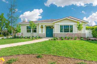 Transitional exterior home idea in Los Angeles