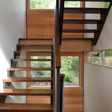 Four Season Cottage near Haliburton