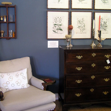 Saffron and Genevieve Retail Store Display