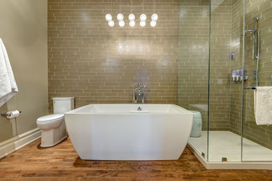 Transitional bathroom photo in Calgary