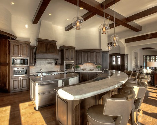 Rustikale Küchen mit zwei Kücheninseln Ideen, Design & Bilder | Houzz