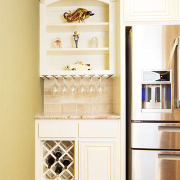 Moralez Kitchen