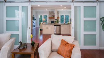 Contemporary Living Room & Kitchen