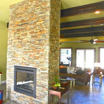 Lake View Courtyard Home