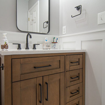 Traditional Style Master Bath With Walk-In Shower & Stand Alone Tub