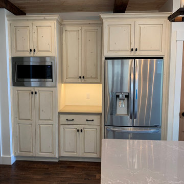 White Rustic Maple Kitchen