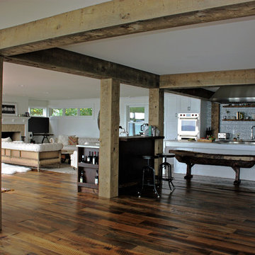 Innovative Lakefront by Matthew Krier