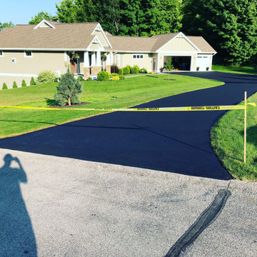 Asphalt Sealcoating