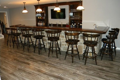 Basement - traditional basement idea in Philadelphia
