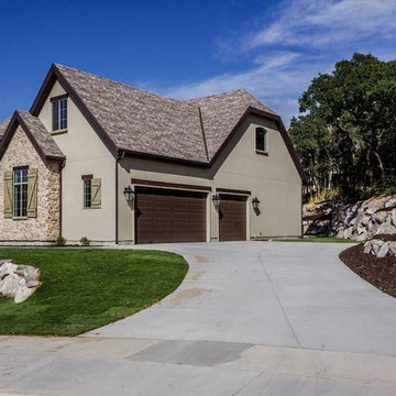 Owl Circle Residence