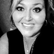 Lisa Barrett's photo