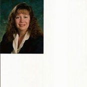 Holly Walker's photo