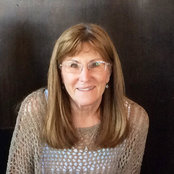 Foto di JoAnn Storey
